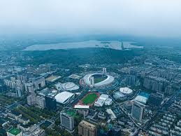 图片报：巴萨希望签下一名左边锋，正关注莱比锡的迪奥曼德