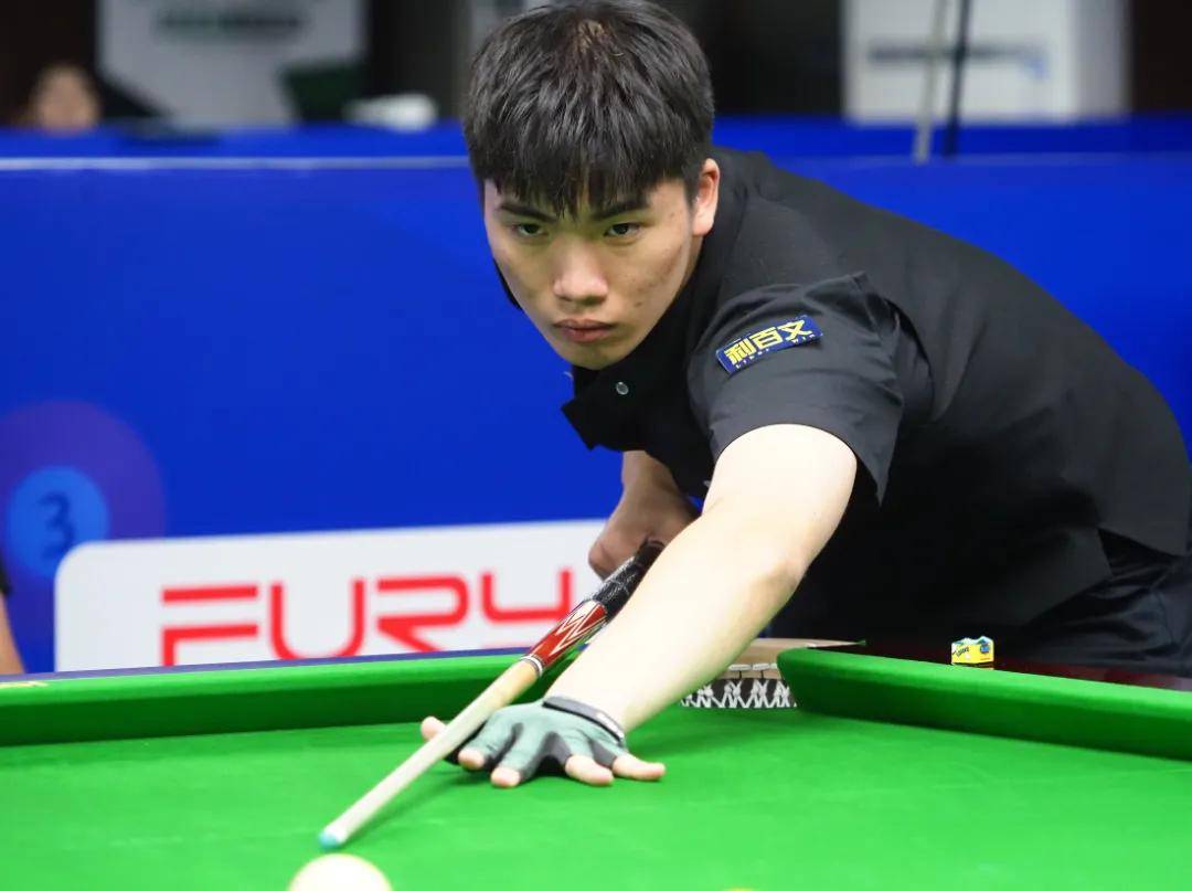 的长传进攻 的长传进攻