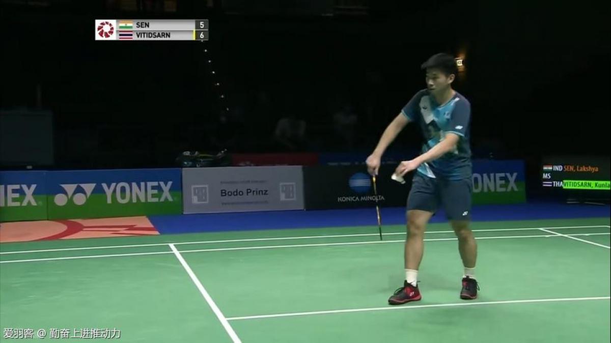 球队在锋线 球队在锋线