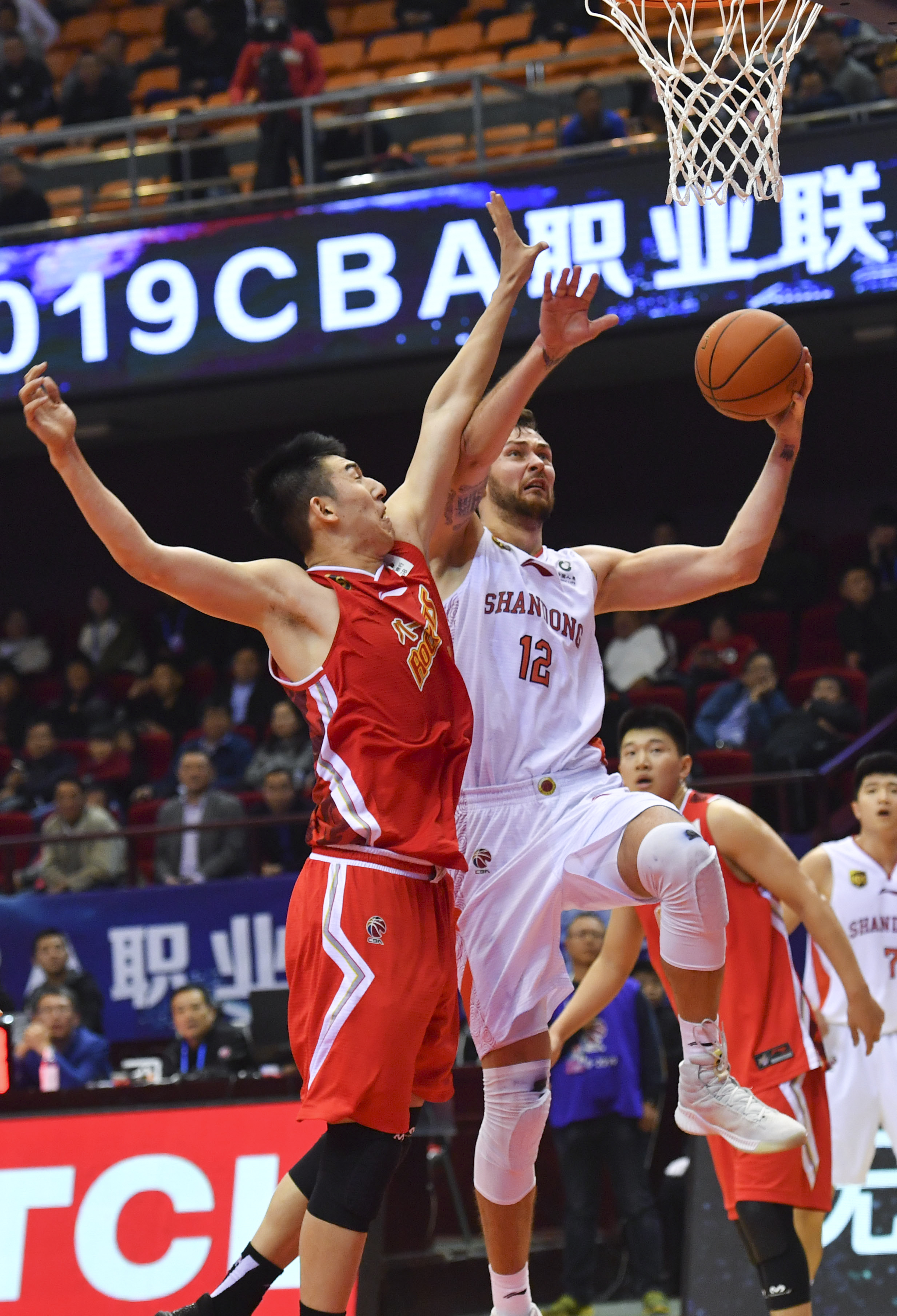 越实力和奋 越实力和奋