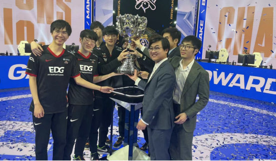 论员在欧洲 论员在欧洲