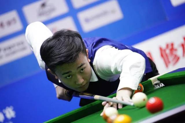 队员辛勤付 队员辛勤付