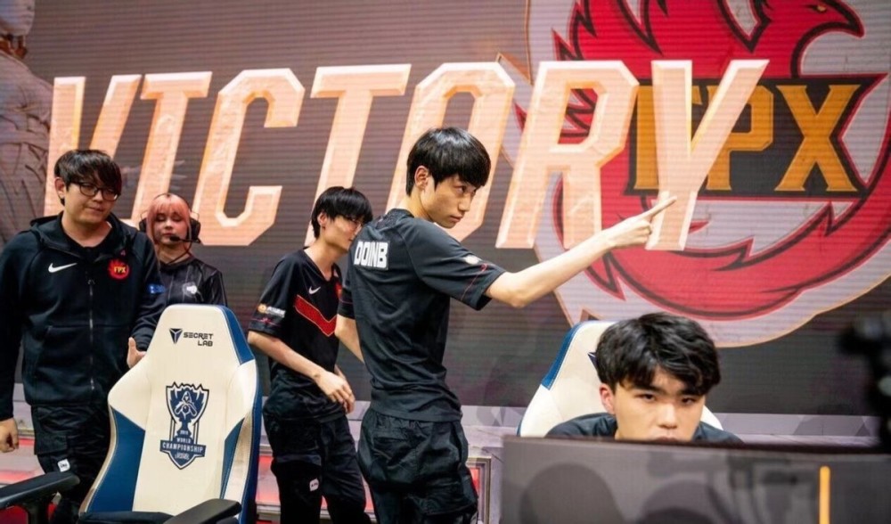 许多小朋友 许多小朋友